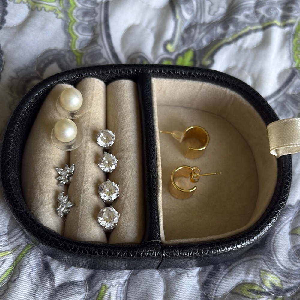 Earrings Bundle - image 2